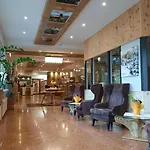 Deluxapartment Simon By Interhome * 格绍