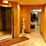 Deluxapartment Simon By Interhome * 格绍