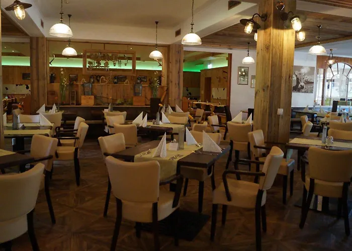 Deluxapartment Simon By Interhome Gosau